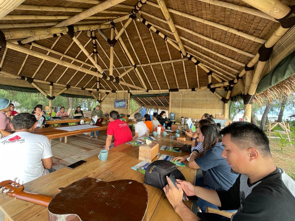 Meeting (2)